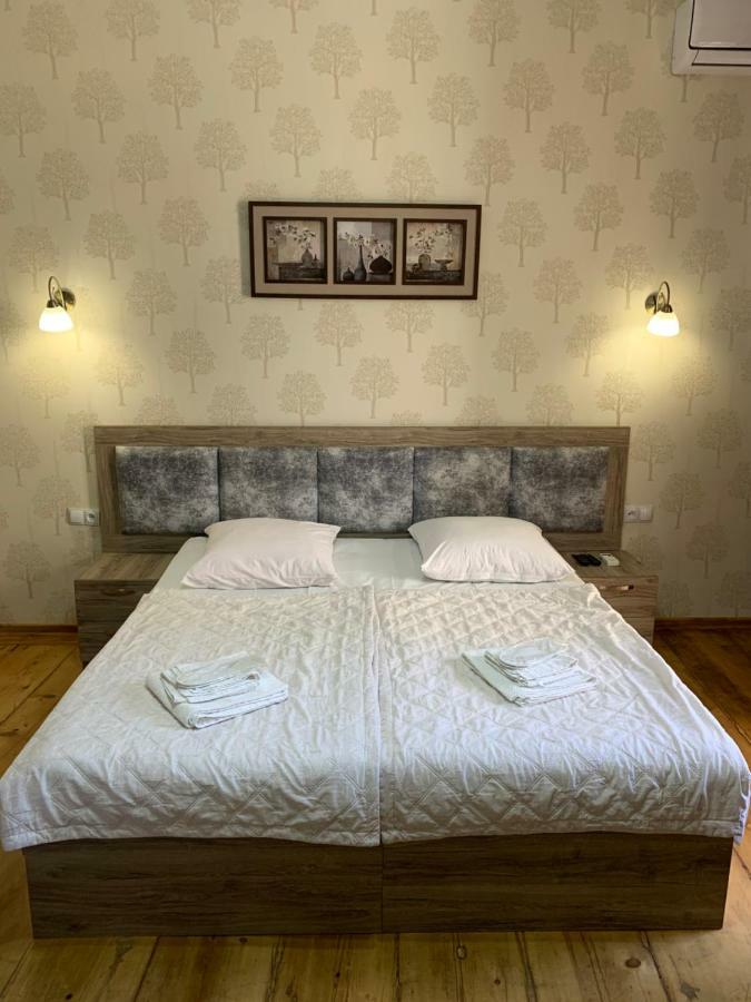 Guest House Rafael Tbilisi Bagian luar foto