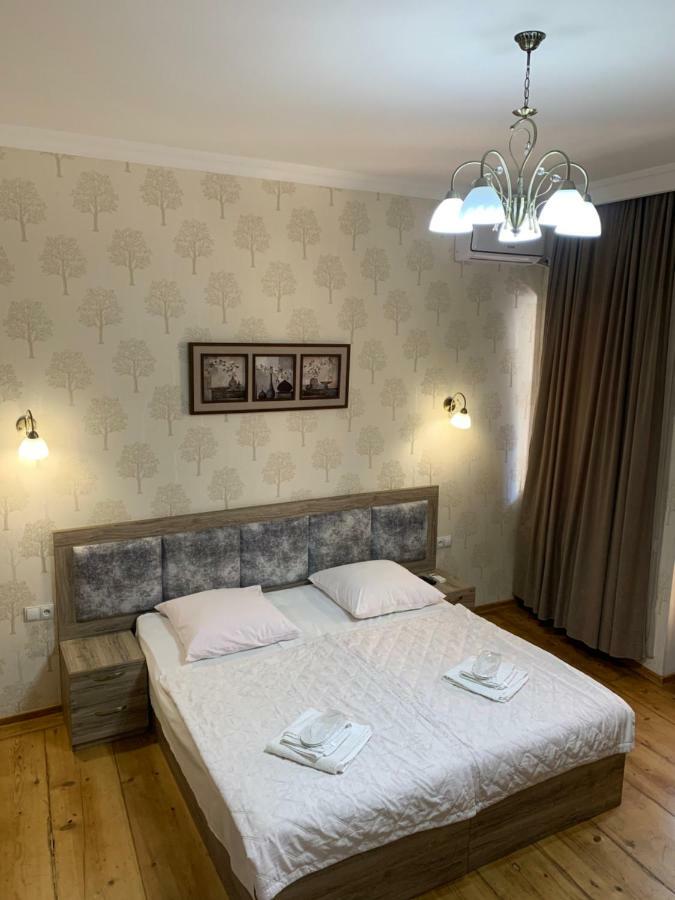 Guest House Rafael Tbilisi Bagian luar foto